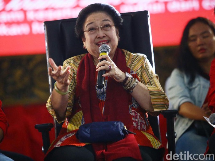 Megawati Sindir Jargon Indonesia Berdikari Prabowo di Debat Capres