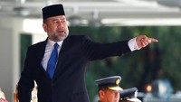 Keputusan Sultan Muhammad V untuk turun takhta merupakan yang pertama kalinya sejak Malaysia merdeka dari Inggris pada 1957. Sultan Muhammad V sendiri naik takhta pada Desember 2016. REUTERS/Edgar Su.