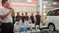Sejak tahun 2008, Autoglaze sudah bergerak di bidang jasa Auto Detailing dan Paint Protection di Indonesia. Setelah sebelumnya membangun kerja sama di bidang pencucian mobil para Agen Tunggal Pemegang Merek (APTM), kini mereka memperlebar sayap bersama Pertamina Retail dengan Pertamina Bright Wash by Autoglaze Car Wash.