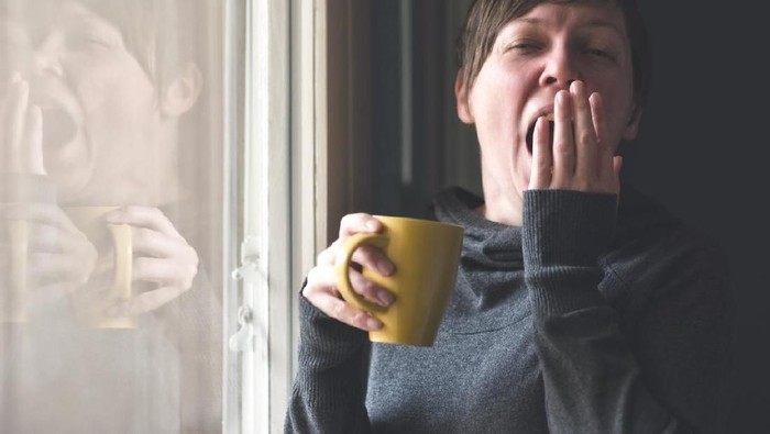 Ngantuk Melulu Setelah Makan? Ini Penyebab yang Kerap Tak Disadari