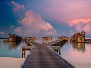 Celebrity on Vacation: Main ke Maldives versi Indonesia