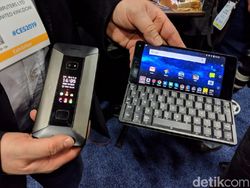 Melihat Cosmo Communicator yang Mirip Ponsel Legendaris Nokia