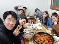 Syuting 'VAGABOND', Lee Seung Gi Dapat Kiriman Food Truck Dari Sehun 'EXO'