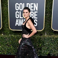 Ibu dua anak itu juga mengaku, ia belum mau menerima tawaran tersebut hingga mendapat restu dari Donatella. Aku menelepon Donatella dulu sebelum akhirnya mengiyakan tawaran tersebut, kata Penelope. (Foto: Getty Images)