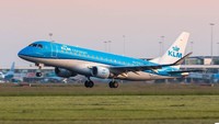 Maskapai plat merah Belanda, KLM juga masuk ke daftar ini (KLM/Facebook)
