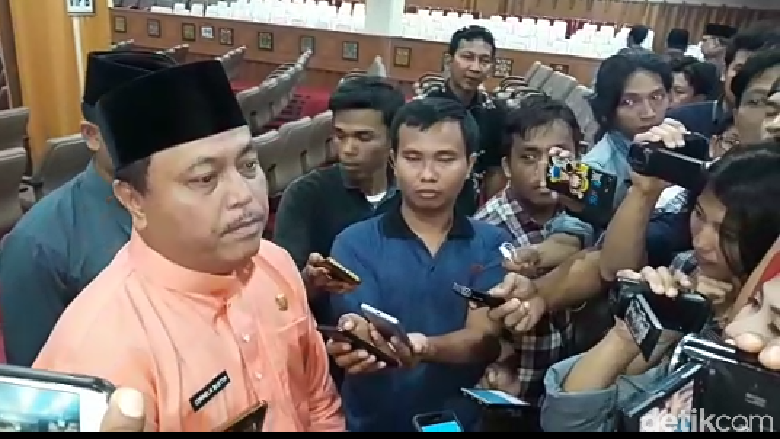 DPRD Usulkan Wagub Jadi Gubernur Jambi Gantikan Zumi Zola DPRD Usulkan Wagub Jadi Gubernur Jambi Gantikan Zumi Zola