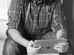 Seniman Ini Bikin Lukisan Menawan Berkanvaskan iPad