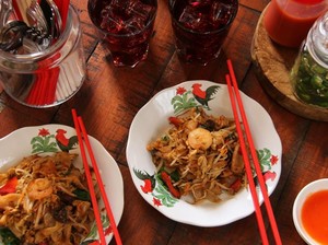 Tahun Baru, Kwetiau Goreng nan Lezat Diborong Sampai 40 Porsi