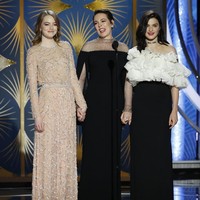 Emma Stone dinominasikan sebagai Best Supporting Actress dari film The Favourite. Cerita tentang drama komedi dari abad 18 tersebut mendapat lima nominasi di Golden Globes tahun ini. Foto: Getty Images