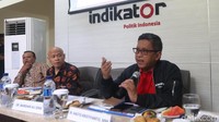 Menanggapai survei itu, Tim Kampanye Nasional (TKN) Jokowi-Maruf menyinggung soal hoax yang kerap dilontarkan kepada pihak mereka. Hasto mengatakan, kemunculan hoax yang menyudutkan salah satu pasangan calon takkan berpengaruh pada elektabilitas. 