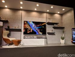 TV Anyar LG Pakai Layar Gulung, Jadi Jago Ngumpet