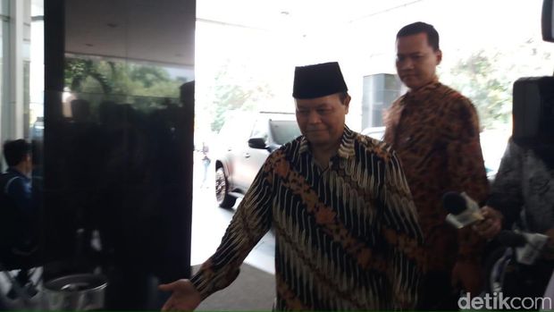 Hidayat Nur Wahid di RSCM.