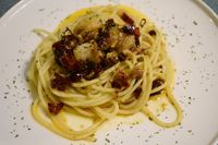 Spaghetti aglio olio.