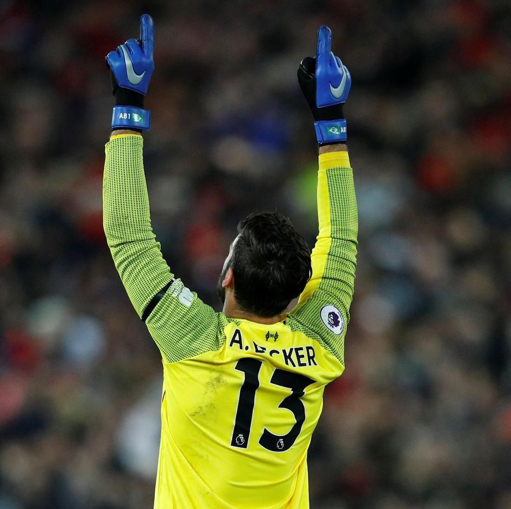 Tolak Chelsea, Alisson Pilih Liverpool karena Liga Champions