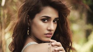 Gaya Seksi Disha Patani, Aktris India yang Jadi Model Lingerie Calvin Klein