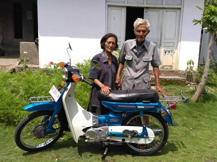Restorasi Motor Bebek Jadul Yamaha V75 Jadi Baru Lagi Restorasi Motor Bebek Jadul Yamaha V75 Jadi Baru Lagi