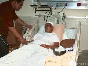Erick Thohir Jenguk Arifin Ilham, Mohon Masyarakat Doakan Kesembuhan