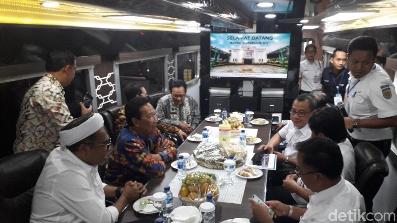 Ngabalin: Bandara Kulon Progo Dikebut Bukan Kepentingan Politik Jokowi Ngabalin: Bandara Kulon Progo Dikebut Bukan Kepentingan Politik Jokowi
