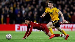 Ditaklukkan Wolverhampton, Liverpool Juga Dihajar Meme