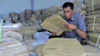 Pihaknya juga akan melakukan penambahan tiga gudang untuk menyimpan kertas suara seluruh kebutuhan untuk pemilu dan pilpres 2019.
