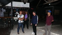 Langkah ini juga dilakukan mengingat kasus HIV/Aids di Klungkung terus meningkat. Untuk itu ruang esek-esek perlu dilakukan pengawasan bersama. Hal ini juga merupakan bentuk penegakan Perda dan untuk melindungi warga agar terhindar dari penyakit sosial dan penyakit menular seksual. Foto: dok. Pemkab Klungkung