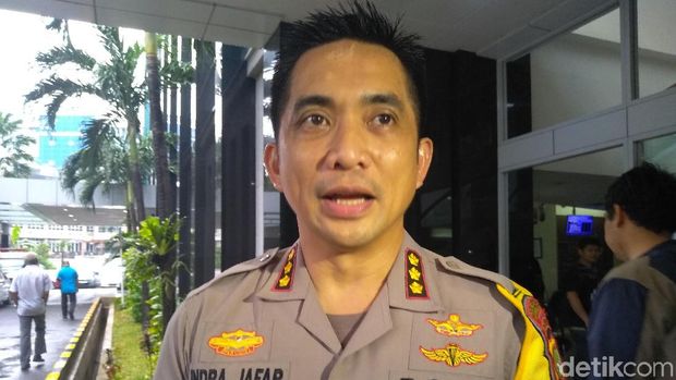 Kombes Indra Muazin Aksi 212 Jenguk Arifin Ilham: Beliau Terlalu Lelah