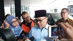 Potret Sandi, Maruf, Jokowi, dan Sederet Tokoh Jenguk Ustaz Arifin Ilham