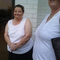 Joann Charles: 37 TahunJoann hamil di usia yang sangat muda yakni 17 tahun. Lalu anak tertuanya juga mengikuti langkahnya dengan punya anak di usia belia yakni 19 tahun. Sayangnya meski jadi nenek di usia muda, ia tak bisa menikmati banyak waktu dengan cucu. Ia dilaporkan meninggal pada 2012. Ketika itu, ia telah memiliki 17 cucu dan beberapa cicit.Foto: ist