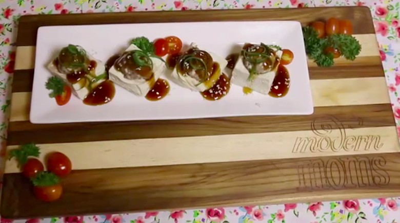 Resep tahu isi bola daging/ Foto: Modern Mom Trans7 Resep tahu isi bola daging/ Foto: Modern Mom Trans7