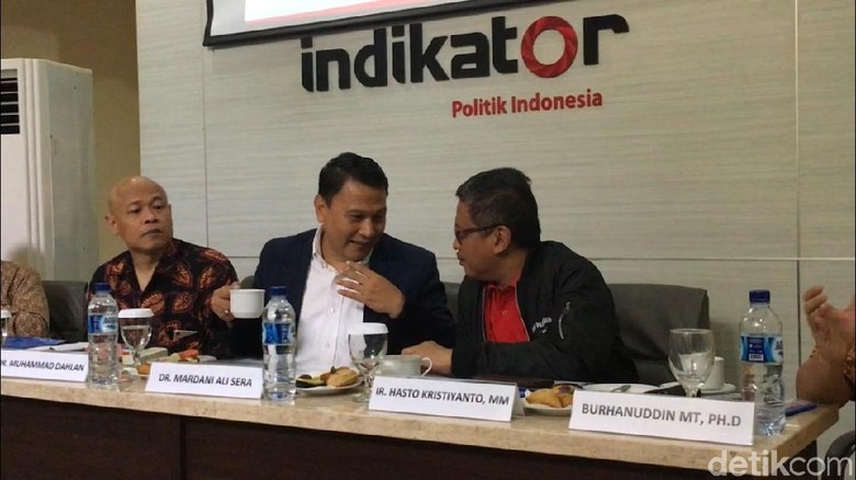 Prabowo Ketinggalan di Survei Indikator, BPN Singgung Indeks Demokrasi Prabowo Ketinggalan di Survei Indikator, BPN Singgung Indeks Demokrasi