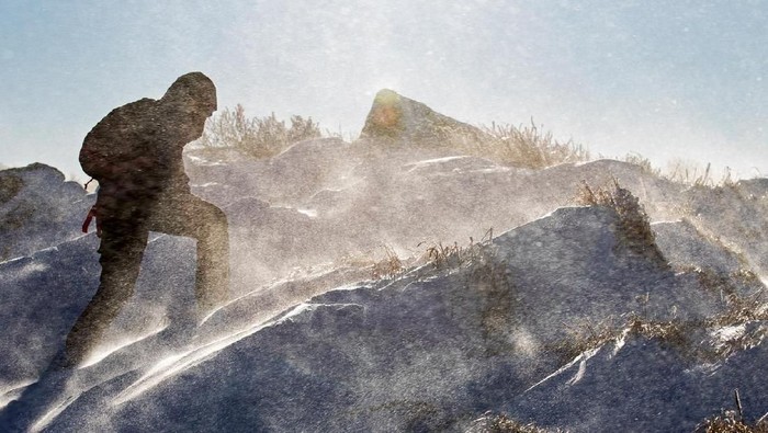 Ilustrasi Pendaki Gunung