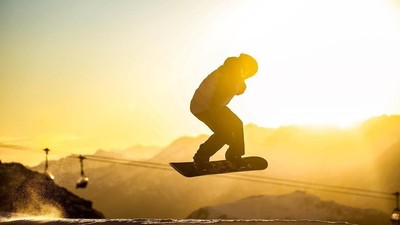 Momen Pergantian Tahun Rossi: Main ski