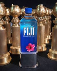 'Fiji Water Girl' Sukses Bikin Air Mineral 'Fiji' Viral di Medsos