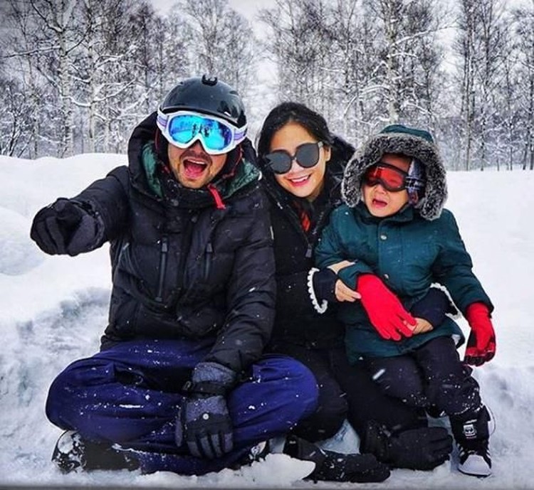 Mengintip Keseruan 9 Keluarga Artis Habiskan Liburan di Jepang