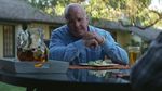 Menang di Golden Globes, Christian Bale Ternyata Penggemar Kopi dan Salad