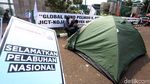 Serikat Pekerja JICT Geruduk DPR
