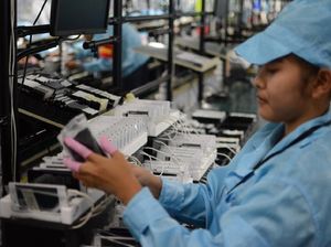 Oppo Manfaatkan Lini Produksi Garap Masker
