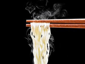 Mi Instan untuk Makan Malam? Ini Saran Dokter Agar Lebih Bergizi