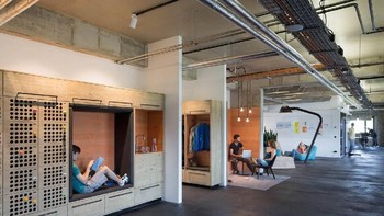 Kantor ini selesai pembuatannya pada tahun 2014. Foto: Office Lovin