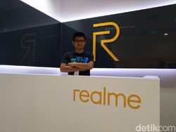 Main-main ke Kantor Baru Realme di Jakarta