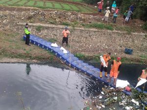 Mayat Bayi Ditemukan di Kali Kosambi Jakarta Barat