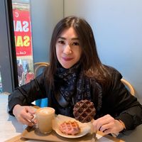 Serunya Wisata Kuliner ala Istri Andre Taulany Saat Liburan ke Jepang
