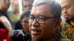 Ekspresi Aher Saat Akhirnya Penuhi Panggilan KPK