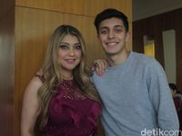 Dulu Kontroversional, Hidup Sarah Azhari Berubah Drastis Sejak Jadi Ibu