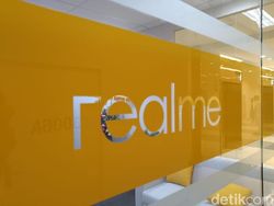Main-main ke Kantor Baru Realme di Jakarta