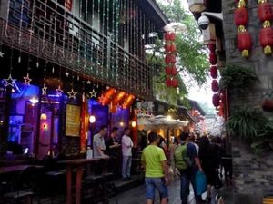 Foto Tempat Asyik Belanja Suvenir di Chengdu