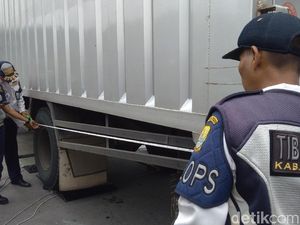 Kemenhub Jamin Tahun 2020 Jalan Tol Bebas Truk Obesitas