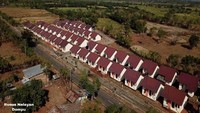 Melalui program ini diharapkan dapat memperkecil backlog penghunian perumahan di Indonesia yang pada tahun 2015 mencapai 7,6 juta unit menjadi 5,4 juta unit pada tahun 2019. Istimewa/Kementerian PUPR.