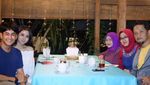 Mantan Vanessa Angel, Dwi Andhika Punya Gaya Keren Saat Ngopi dan Makan