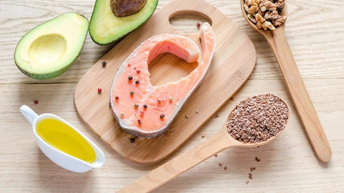 Perbedaan Omega 3, 6, dan 9: Manfaat dan Contoh Makanan